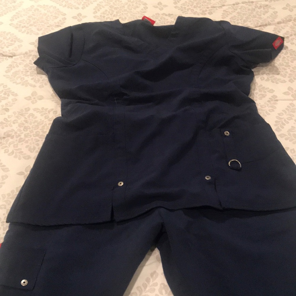 Dickies nurse scrubs